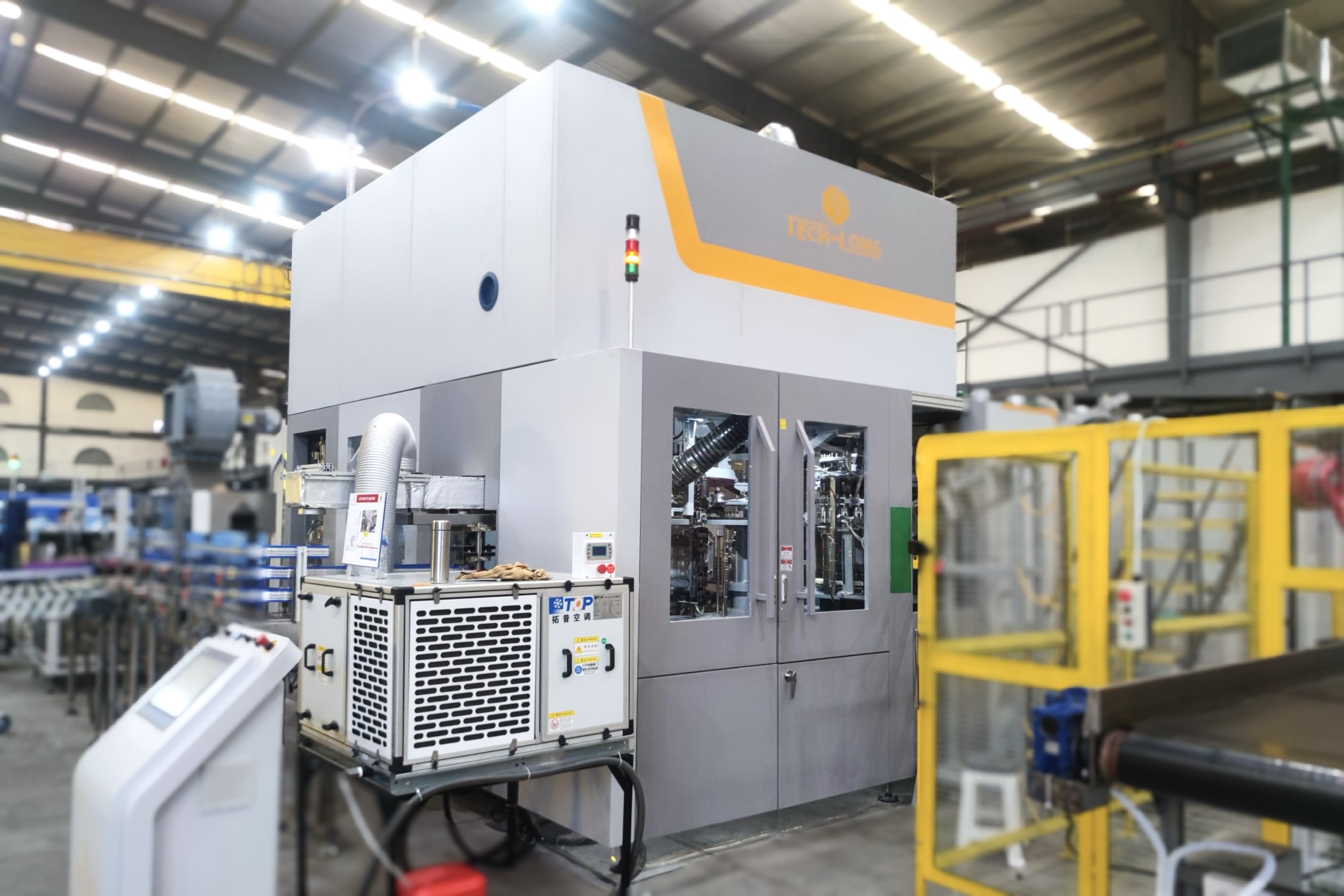 高效低耗，品質(zhì)之選：達意隆PET 5加侖吹瓶機引領(lǐng)市場新風(fēng)尚！